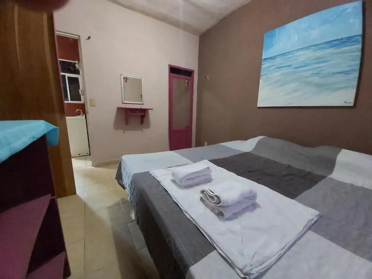 شقة بلايا ديل كارمن  في Depto Vacacional Con Wifi Almendros